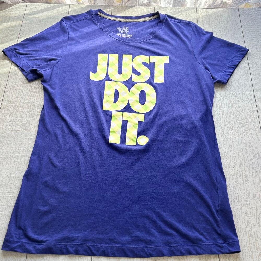 Nike The Athletic Dept Purple Just Do It Slim Fit Graphic T-Shirt Women’s XL